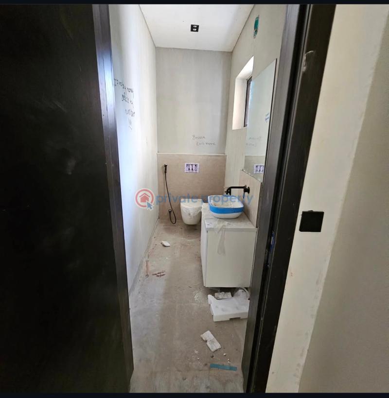 4 bedroom Terraced Duplex For Sale Obanikoro Lagos Anthony Village Maryland Lagos - 10