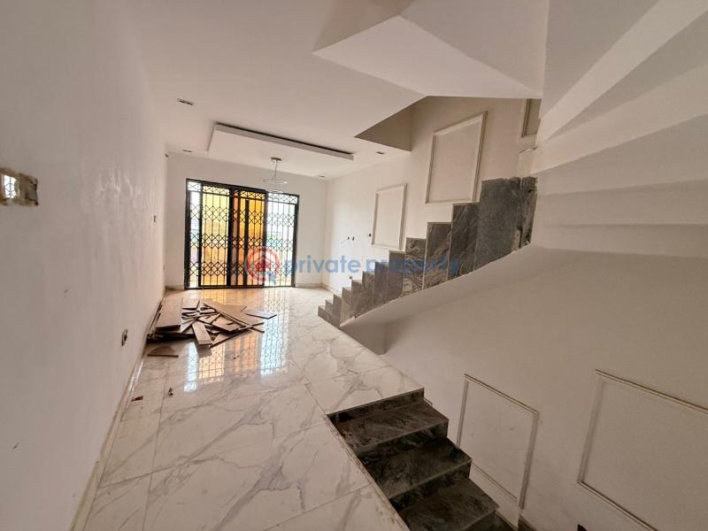 4 bedroom Terraced Duplex For Sale Jahi Abuja Phase 2  - 4