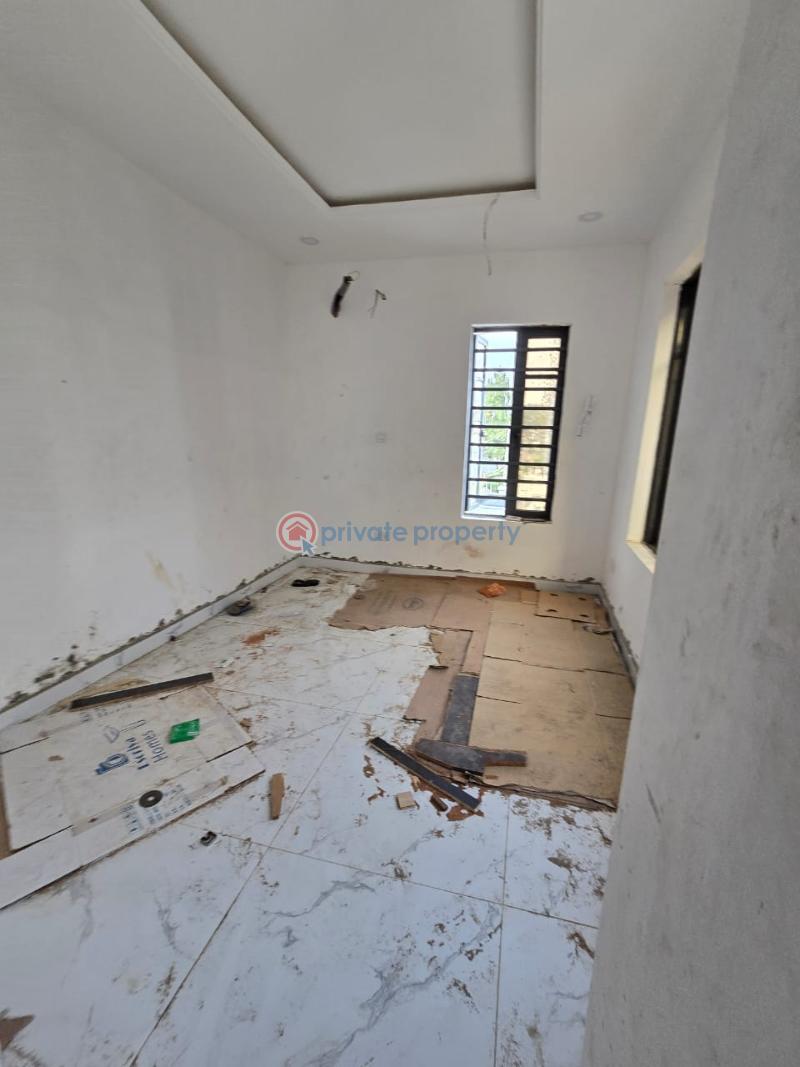 4 bedroom House For Sale Okupe Estate45 Maryland Lagos - 6