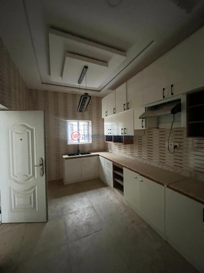 4 bedroom Terraced Duplex For Sale Jahi Abuja Phase 2  - 5