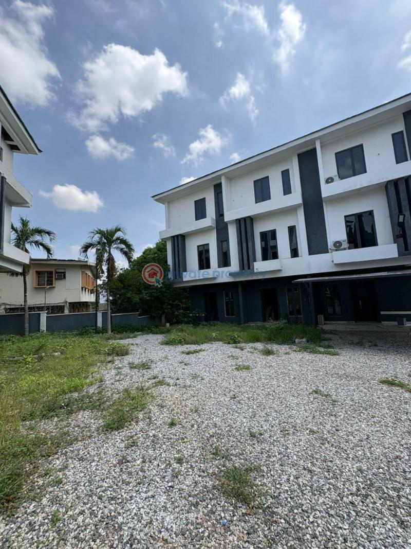 4 bedroom Terraced Duplex For Sale Wuse Abuja Phase 1  - 1