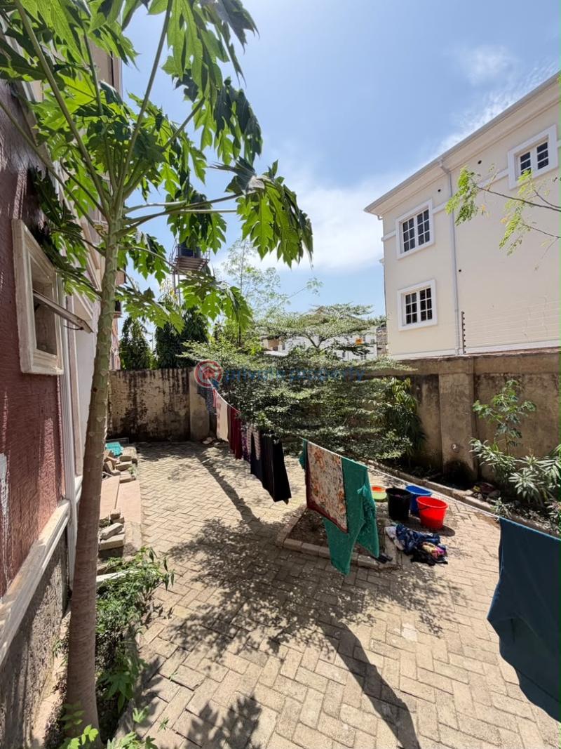 4 bedroom Terraced Duplex For Sale Fha Guzape Guzape Abuja Phase 1  - 8