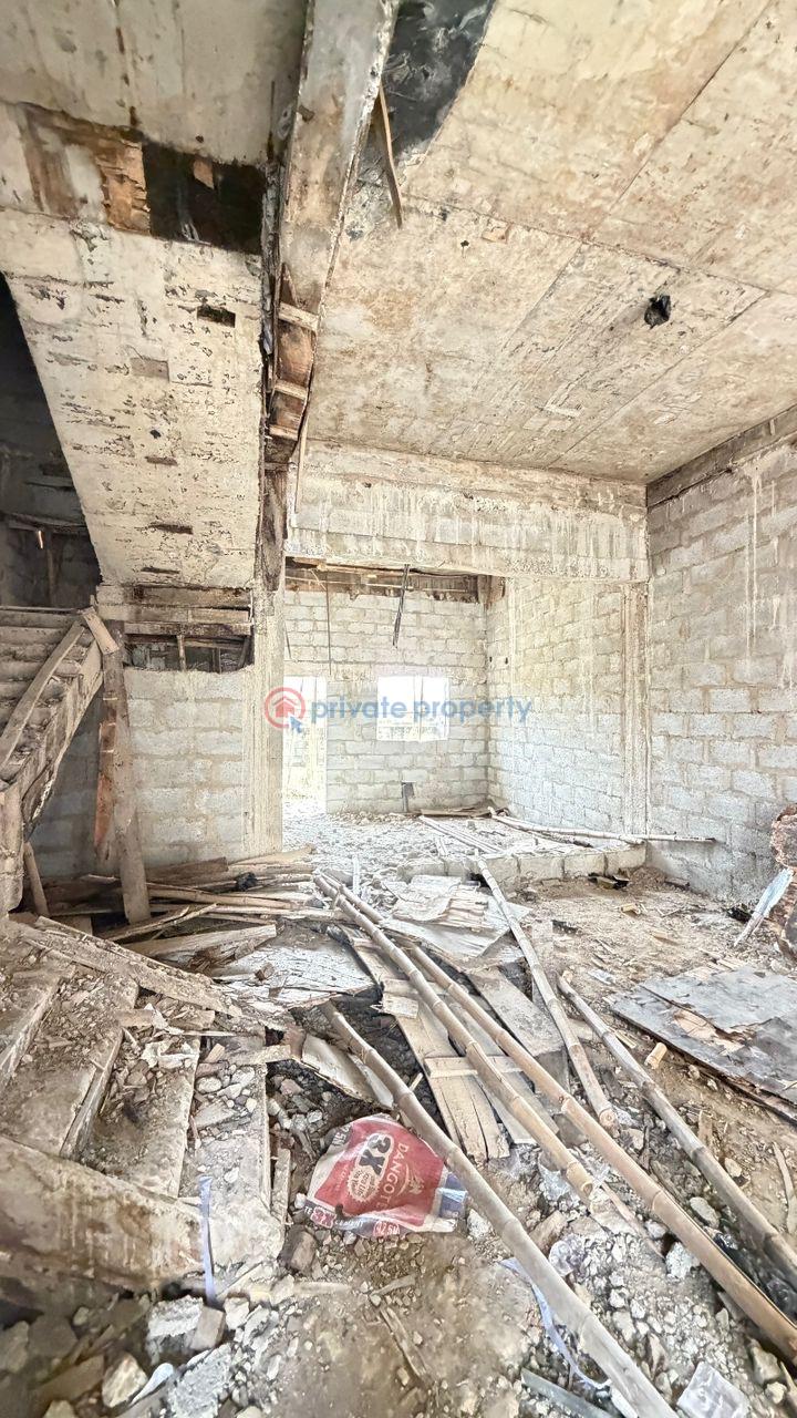 4 bedroom Terraced Duplex For Sale Kaura Abuja Phase 2  - 2