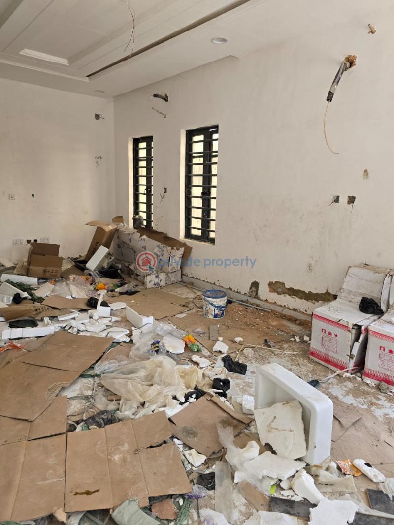 4 bedroom House For Sale Okupe Estate45 Maryland Lagos - 14
