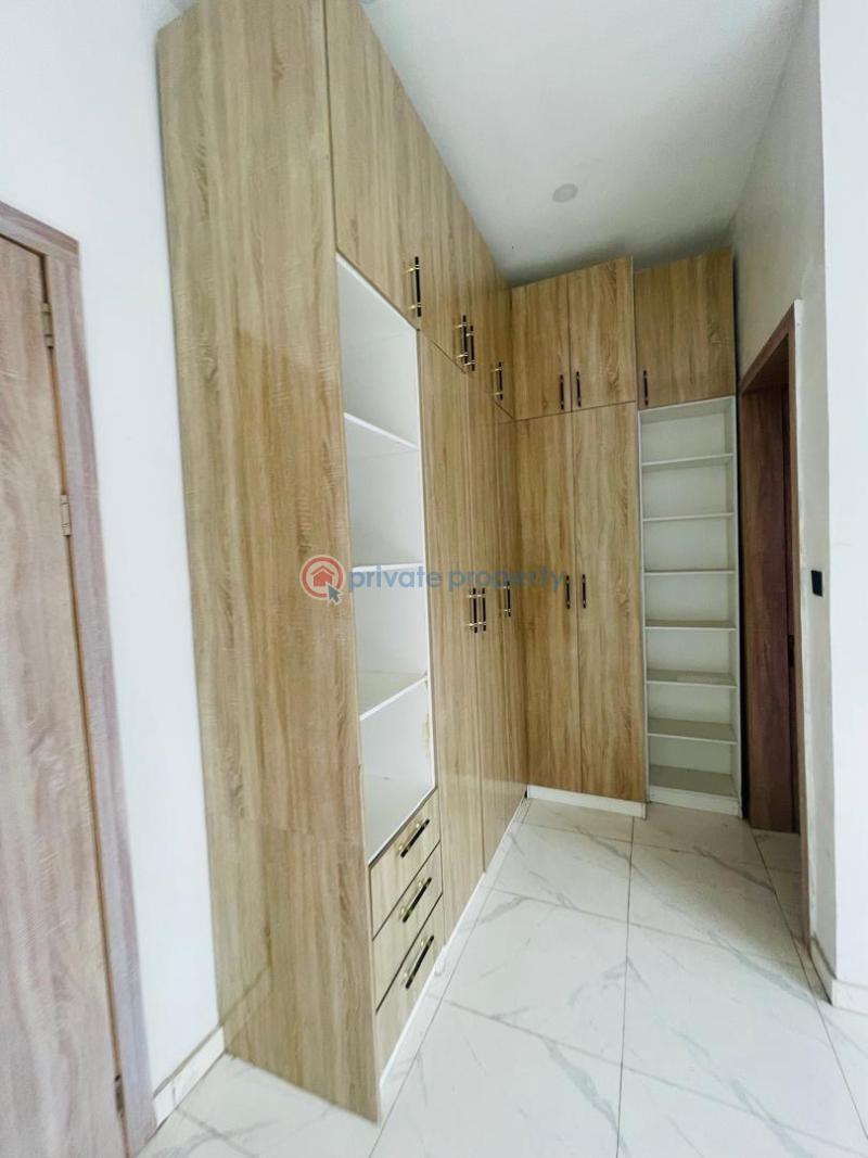4 bedroom Terraced Duplex For Rent Ikota Lekki Lagos - 15
