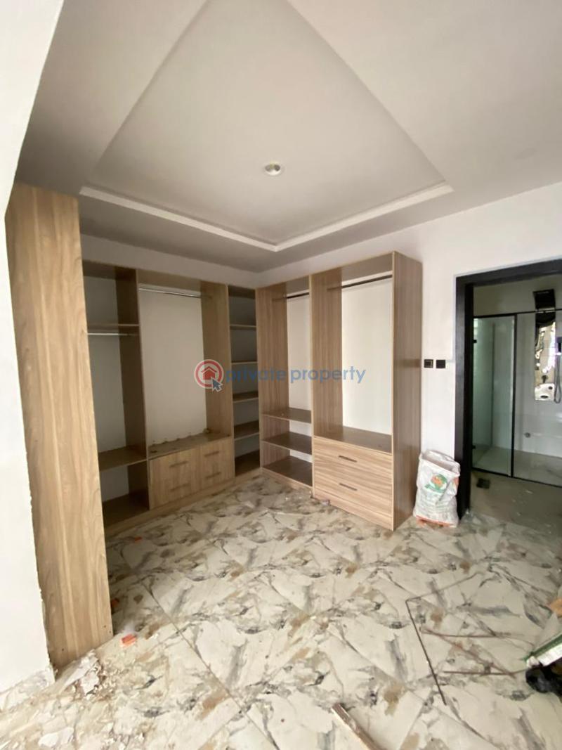 4 bedroom Terraced Duplex For Sale Osapa Lekki Lagos - 1