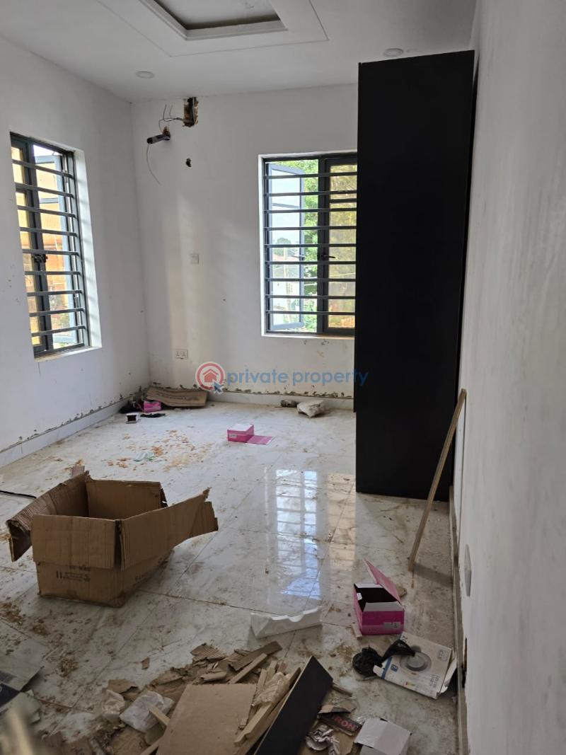 4 bedroom House For Sale Okupe Estate45 Maryland Lagos - 15