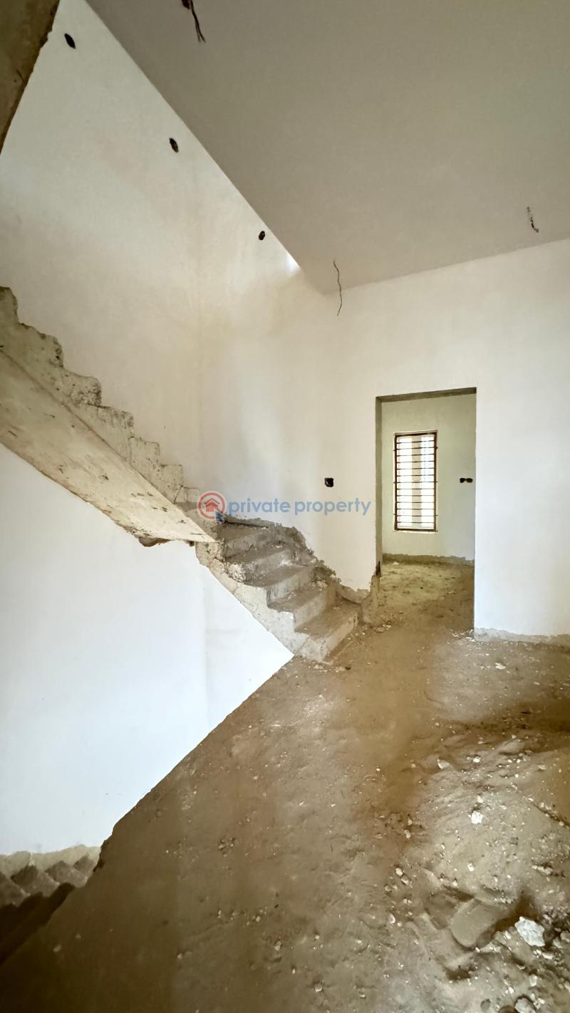 4 bedroom Terraced Duplex For Sale Gaduwa Abuja Phase 2  - 2