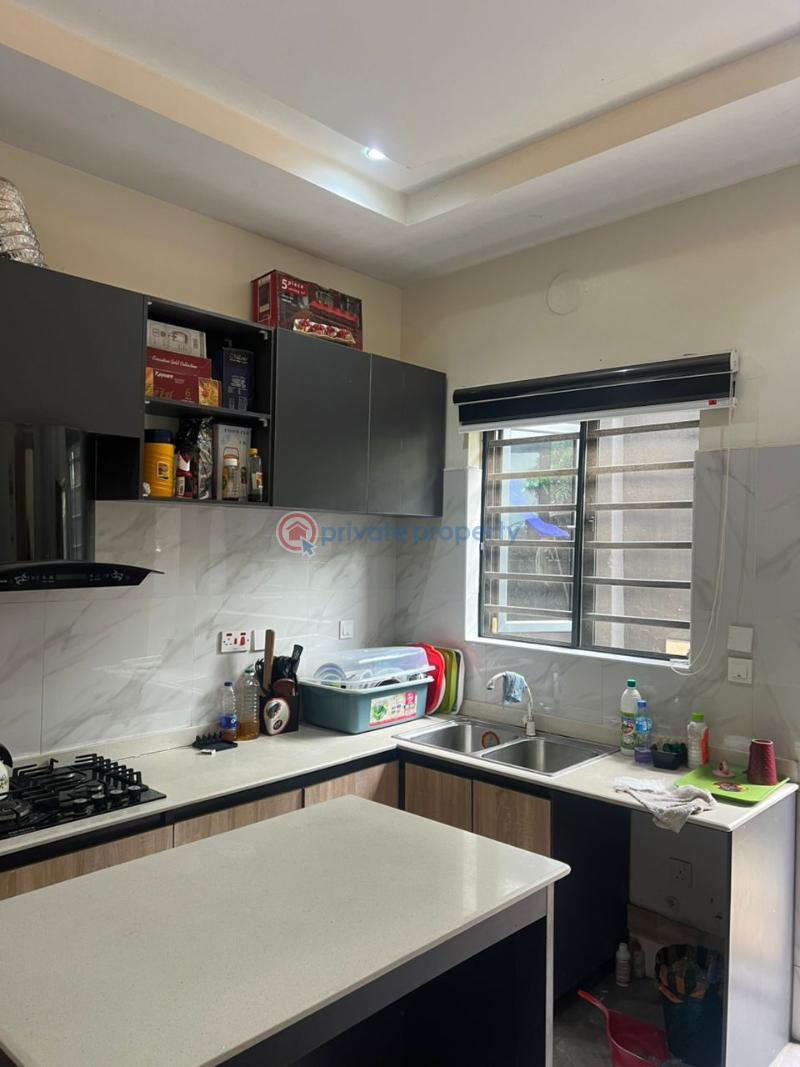 4 bedroom Terraced Duplex For Sale Magodo Gra Phrase 1 Magodo Kosofe/Ikosi Lagos - 10