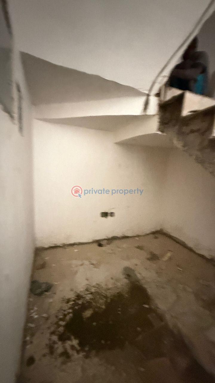 4 bedroom Terraced Duplex For Sale Kaura Abuja Phase 2  - 11