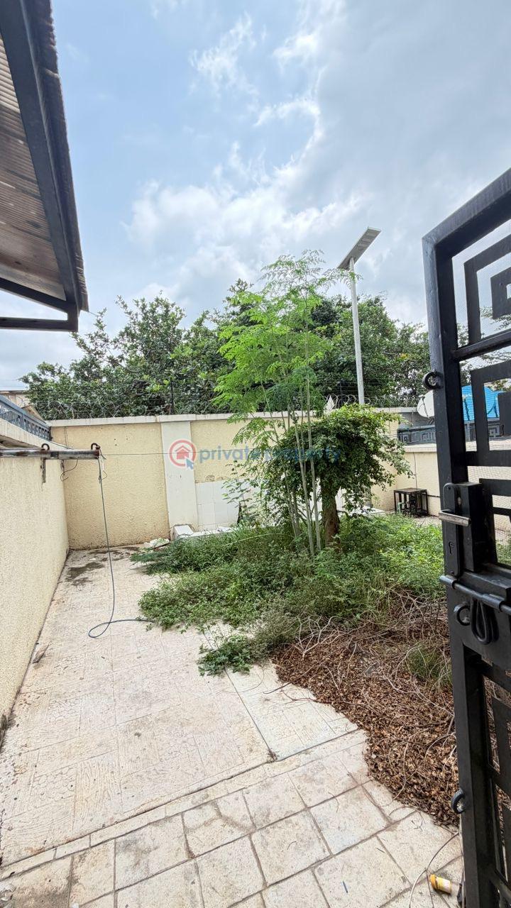 4 bedroom Terraced Duplex For Sale Kaura Abuja Phase 2  - 9