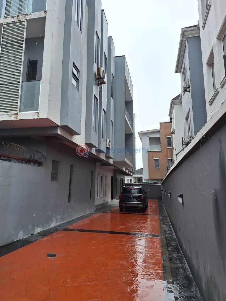 4 bedroom Terraced Duplex For Rent Ilasan Lekki Lagos - 0