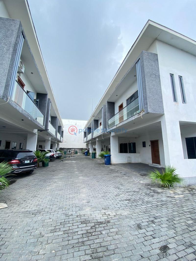4 bedroom Terraced Duplex For Sale Orchid Road Lekki Lekki Phase 1 Lagos - 9