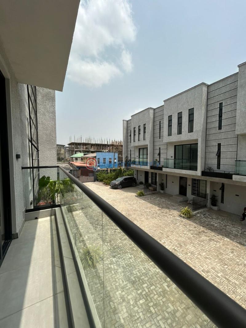 4 bedroom Terraced Duplex For Sale Ikate Elegushi Lekki Lagos - 6