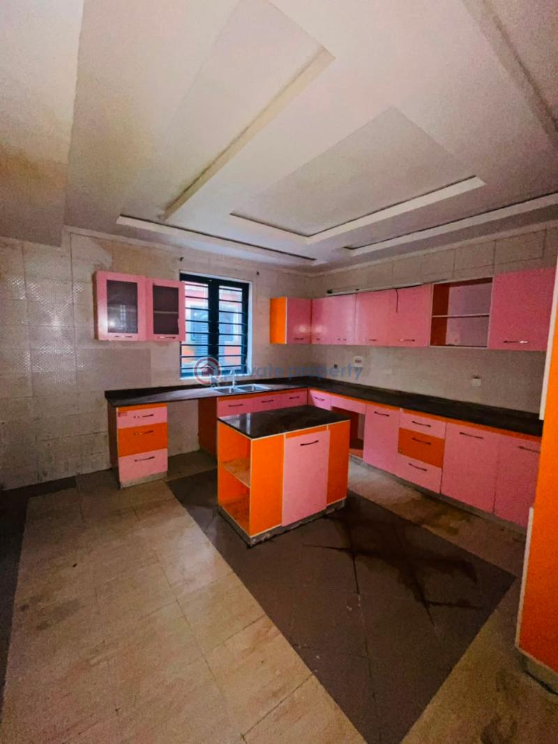 4 bedroom Terraced Duplex For Rent Osapa Lekki Lagos - 5