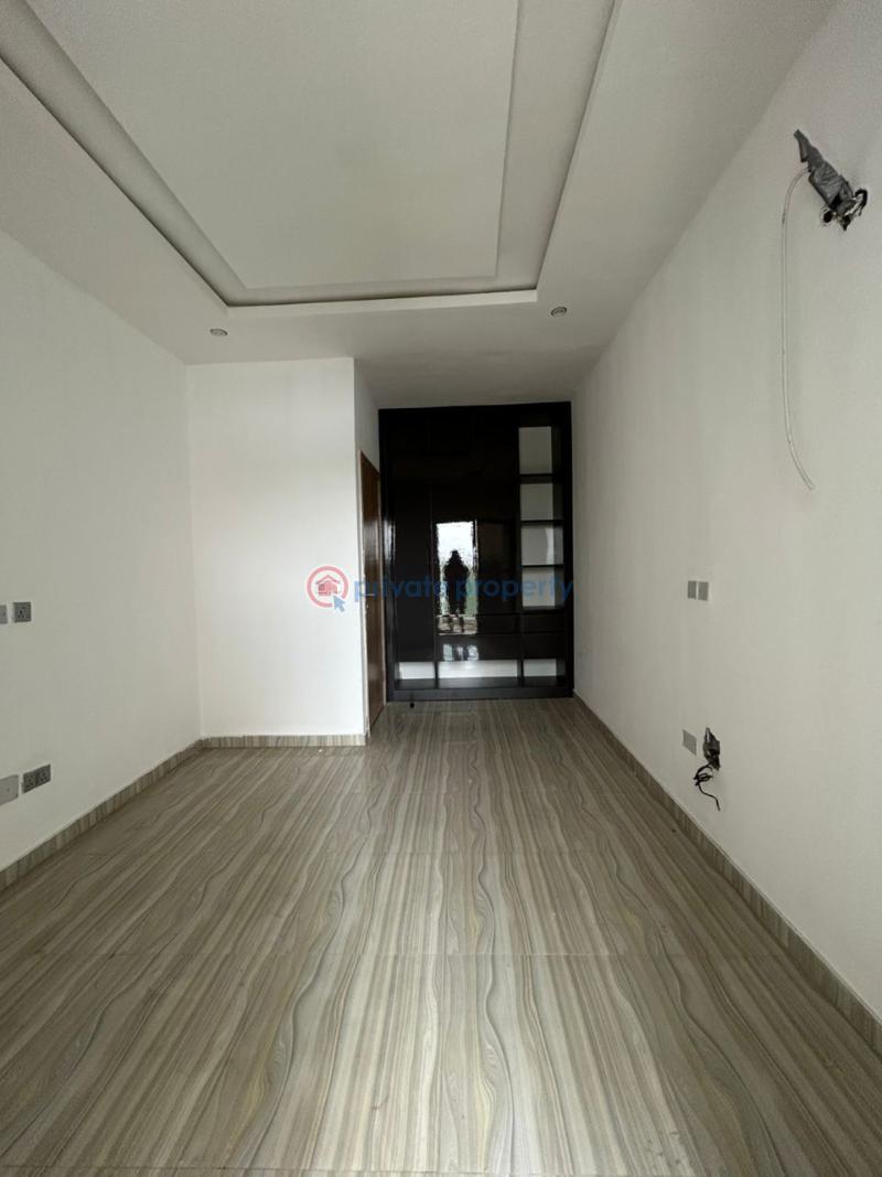 4 bedroom Terraced Duplex For Sale Chevron Drive Lekki Lagos - 2