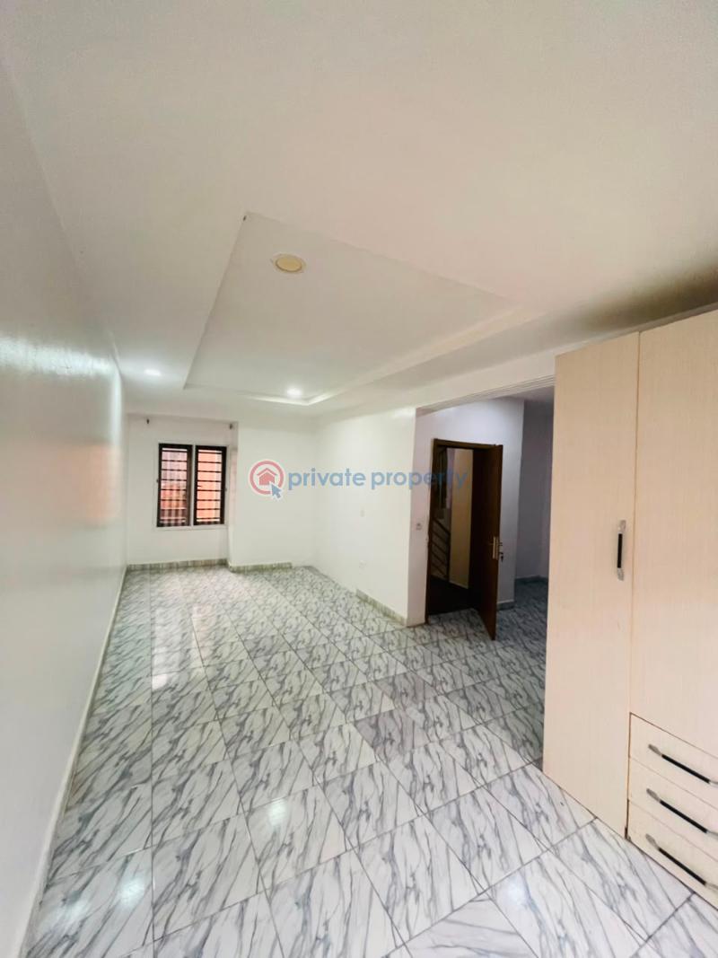 4 bedroom Terraced Duplex For Rent Osapa Lekki Lagos - 2