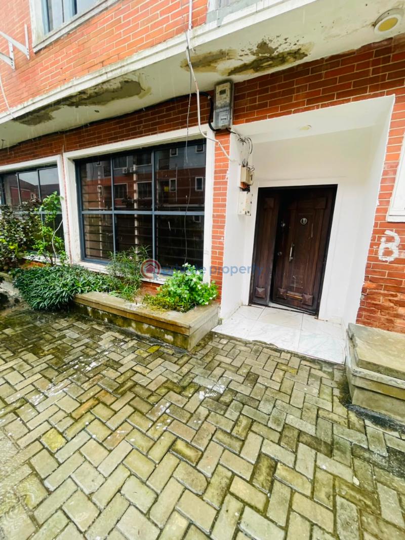 4 bedroom Terraced Duplex For Rent Osapa Lekki Lagos - 8