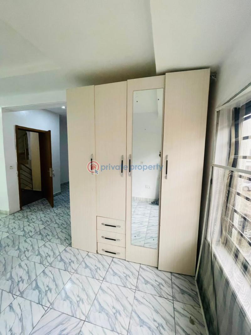 4 bedroom Terraced Duplex For Rent Osapa Lekki Lagos - 7