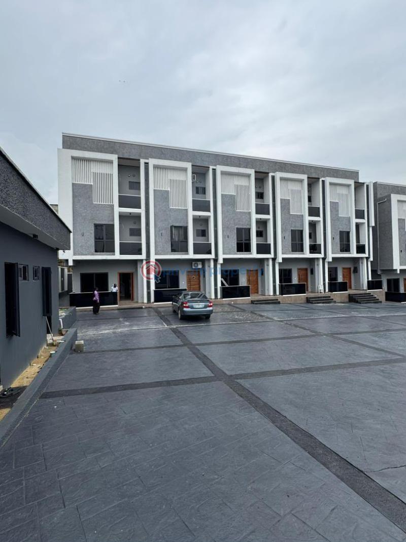 4 bedroom Terraced Duplex For Sale Magodo Phase 2 Isheri North Ojodu Lagos - 1