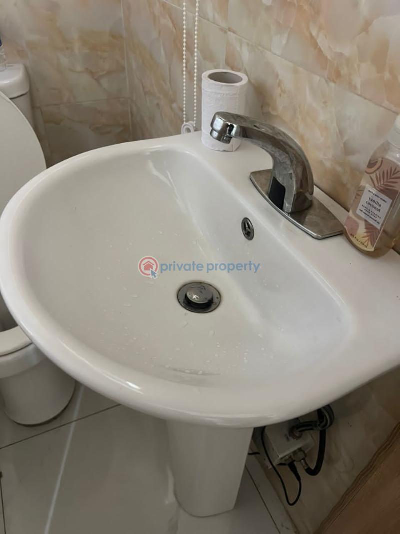 4 bedroom Terraced Duplex For Sale Magodo Gra Phrase 1 Magodo Kosofe/Ikosi Lagos - 11