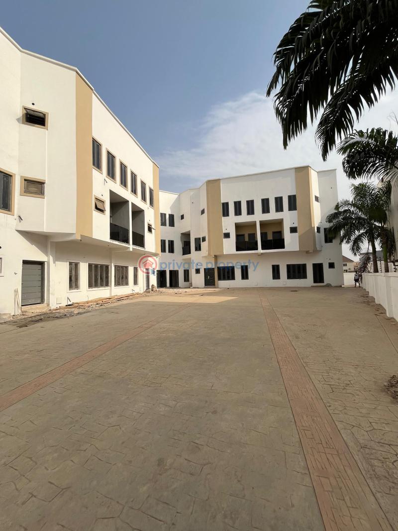 4 bedroom Terraced Duplex For Sale Jahi Abuja Phase 2  - 1