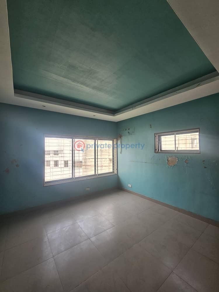 4 bedroom Terraced Duplex For Sale U3 Estate Lekki Phase 1 (right Side) Lekki Phase 1 Lagos - 32