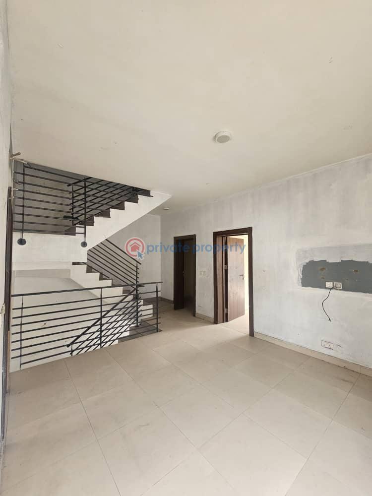 4 bedroom Terraced Duplex For Sale U3 Estate Lekki Phase 1 (right Side) Lekki Phase 1 Lagos - 10