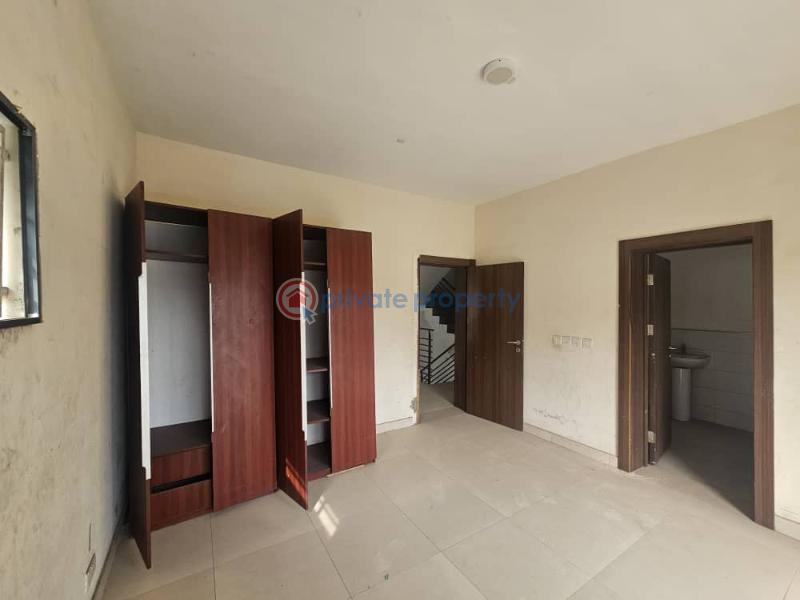 4 bedroom Terraced Duplex For Sale U3 Estate Lekki Phase 1 (right Side) Lekki Phase 1 Lagos - 21