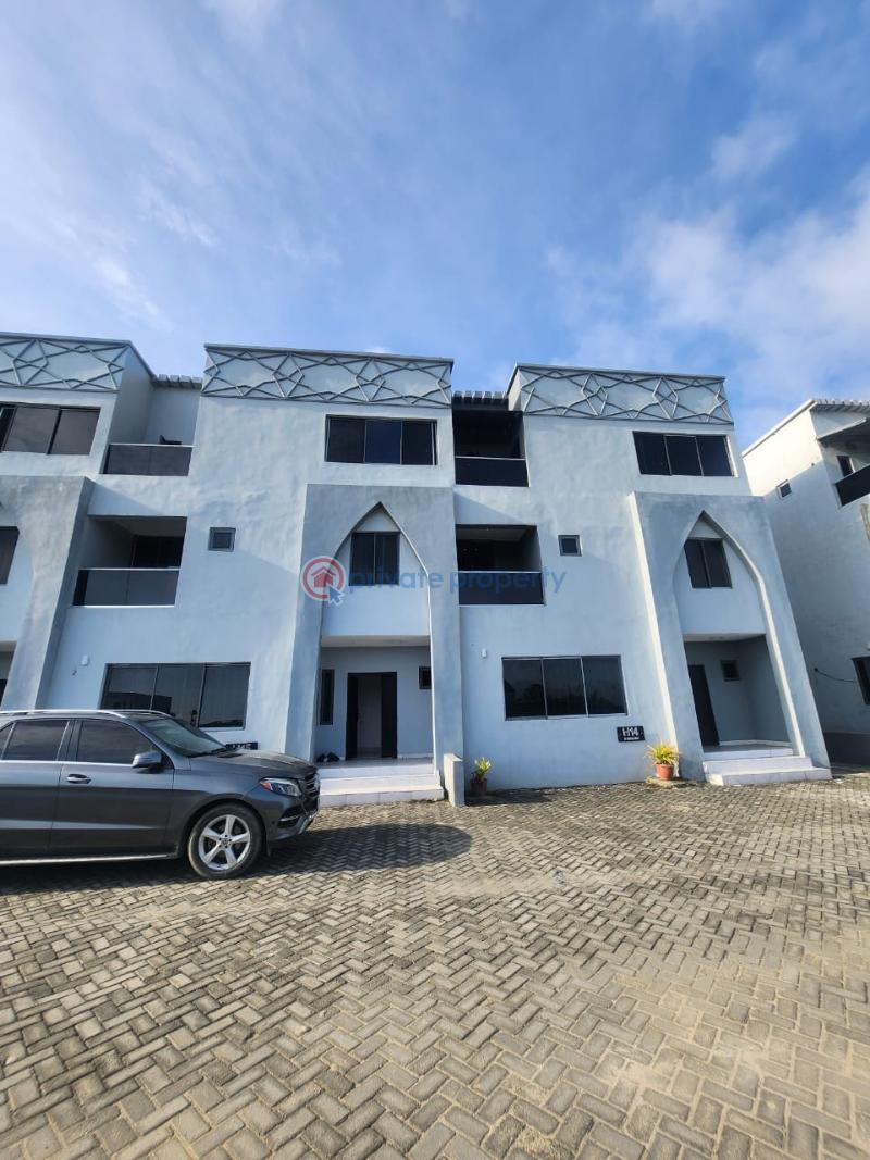 4 bedroom Terraced Duplex For Sale Orchid Road Lekki Lagos - 21