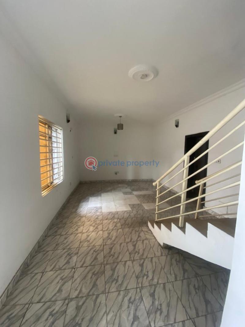 4 bedroom House For Rent In A Gated Estate Pinnacle Filling Station Marw Lekki Phase 1 Lagos - 0