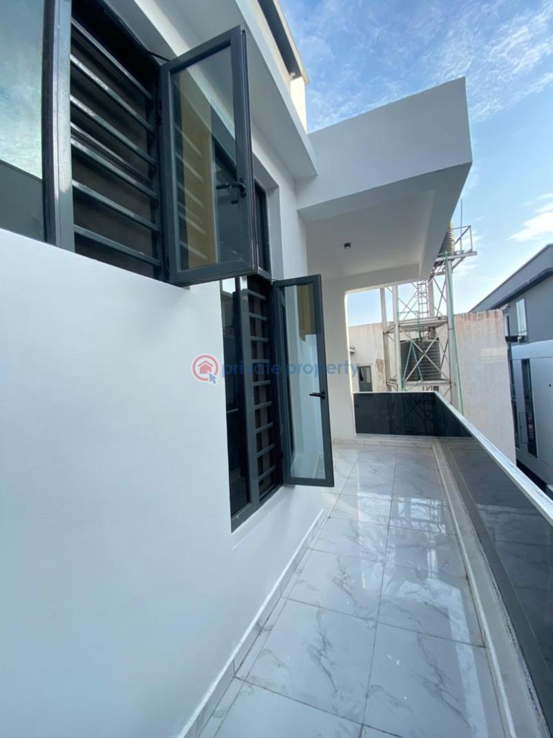 4 bedroom Terraced Duplex For Sale Ologolo Lekki Lagos - 0