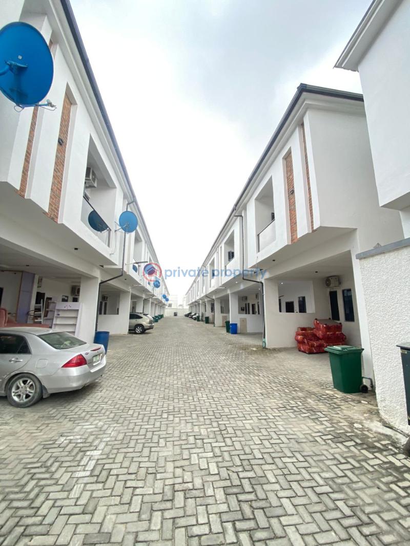 4 bedroom Terraced Duplex For Rent Harris Drives Victoria Garden City Lekki Lagos - 19