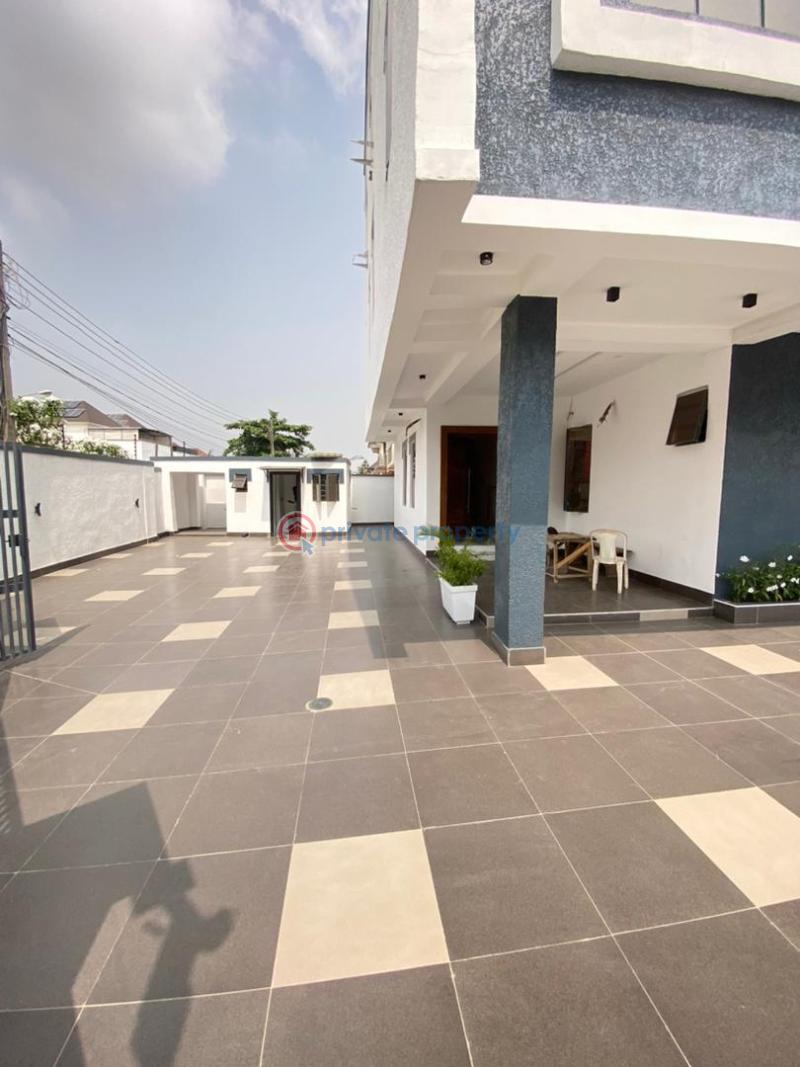 4 bedroom Terraced Duplex For Sale Off Bisola Durosimi Eti Drive Lekki Phase 1 Lekki Phase 1 Lagos - 7