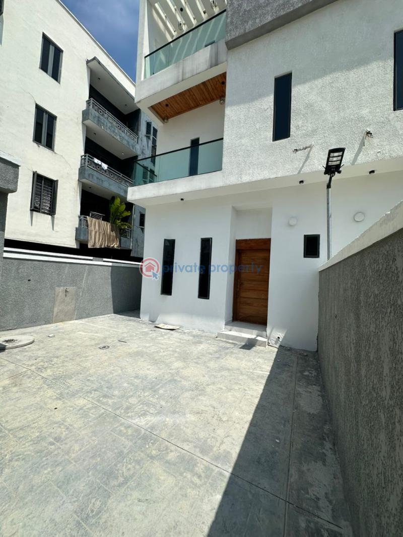4 bedroom Terraced Duplex For Rent Ologolo Lekki Lagos - 0