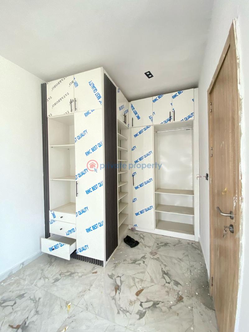 4 bedroom Terraced Duplex For Sale Idado Lekki Lagos - 5