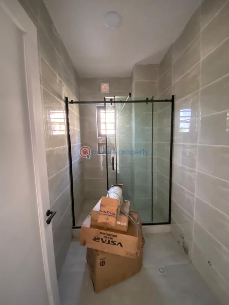 4 bedroom Terraced Duplex For Sale Victoria Island Lagos - 7