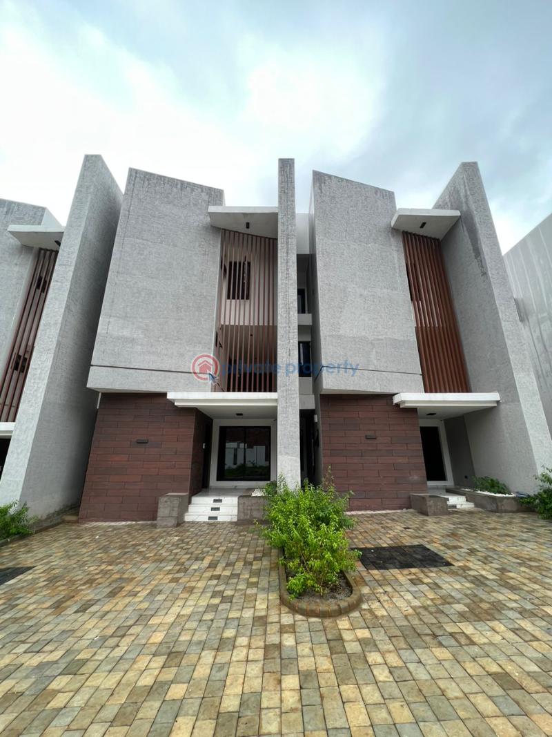 4 bedroom Terraced Duplex For Sale Guzape Abuja Phase 1  - 1