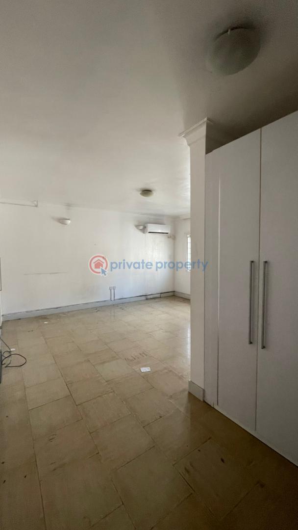 4 bedroom Terraced Duplex For Rent Old Ikoyi Lagos - 11