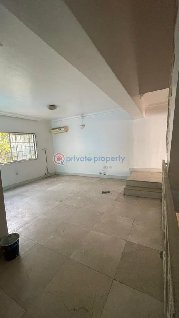 4 bedroom Terraced Duplex For Rent Old Ikoyi Lagos - 5
