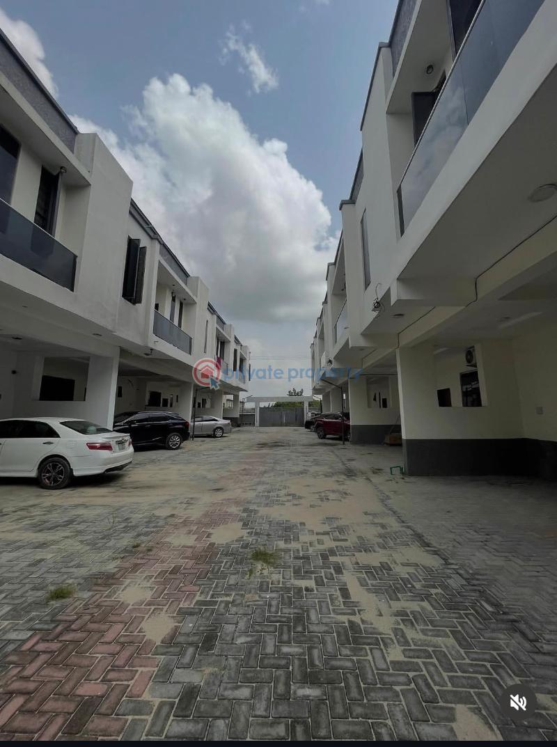 4 bedroom Terraced Duplex For Sale Location:farmville Estate Opposite Blenco Supermarket Sangotedo,ibeju Lekki Sangotedo Lagos - 3