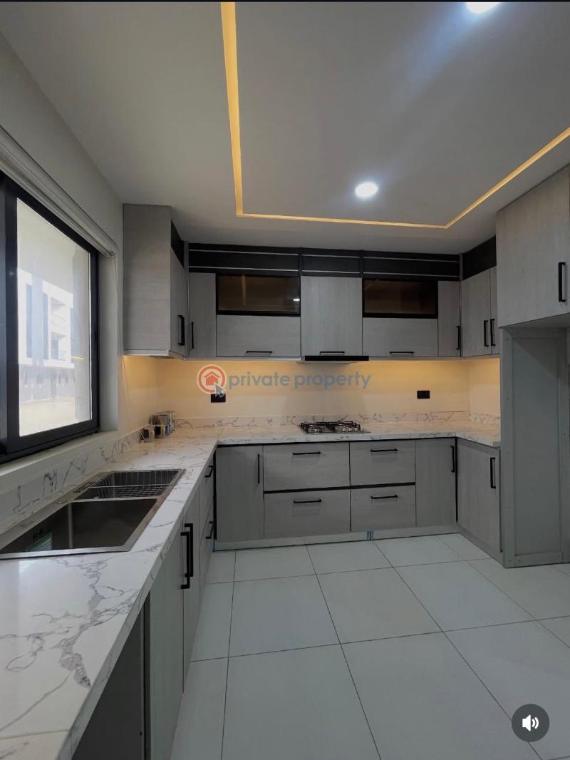 4 bedroom Terraced Duplex For Sale 📍 Location:lekki Foreshore Estate, Freedom Road Extension Lekki Phase 1 Lekki Phase 1 Lagos - 4