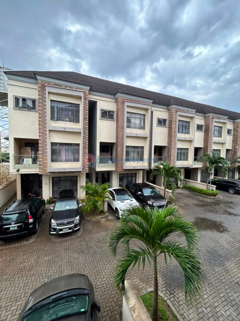 4 bedroom Terraced Duplex For Rent Osapa Lekki Lagos - 8