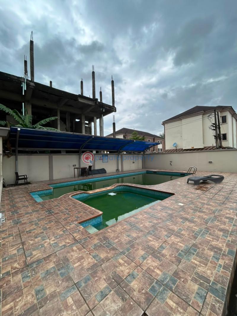 4 bedroom Terraced Duplex For Rent Osapa Lekki Lagos - 1