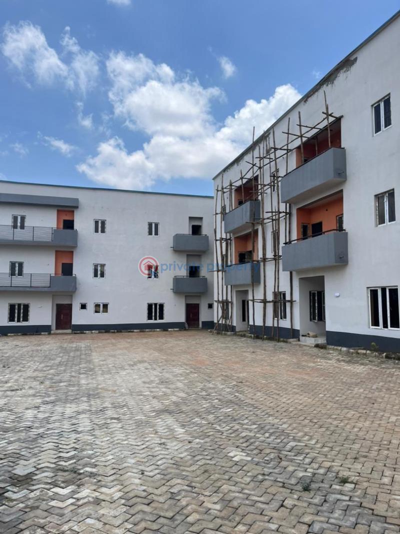 4 bedroom terrace - 1 4 bedroom House For Sale Gaduwa Abuja Phase 2  - 1