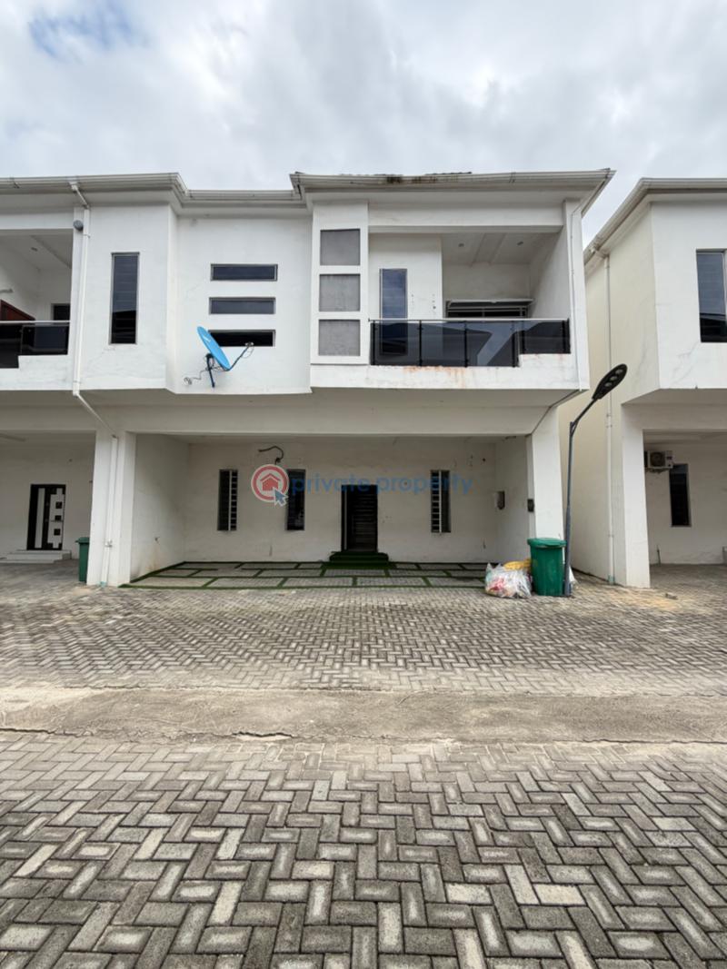 4 bedroom Terrace For Rent Waterview Community Lafiaji Lekki Lagos - 0