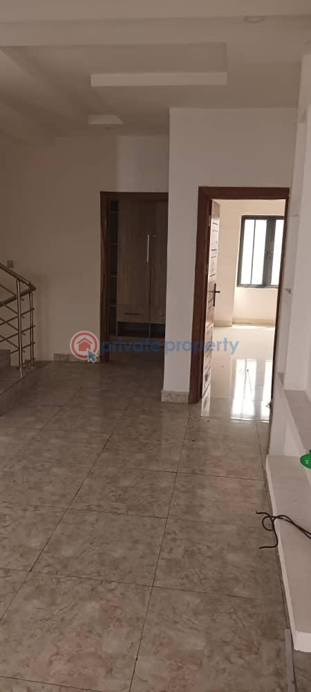 4 bedroom Terraced Duplex For Rent Ilasan Lekki Lagos - 3