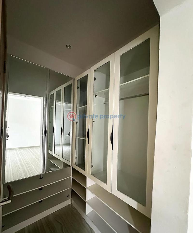 4 bedroom Terrace For Sale Chevron Drive Lekki Lagos - 6