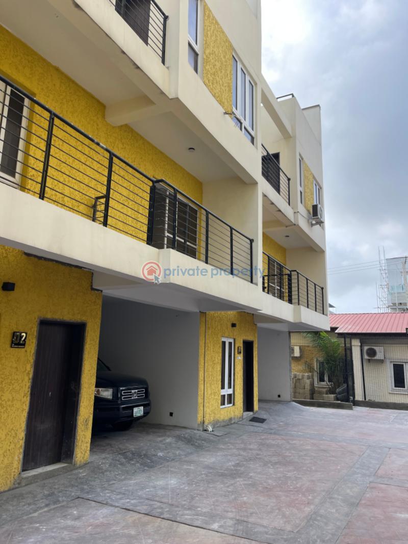 4 bedroom Terrace For Sale Off Freedom Way Lekki Phase 1 Lagos - 18