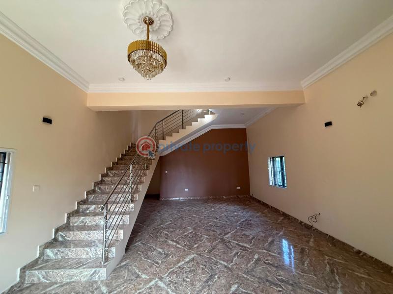 4 bedroom Terraced Duplex For Rent Behind H Medix Guzape Abuja Phase 1  - 2